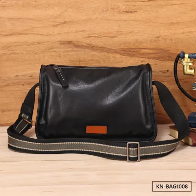 VERSATILE BLACK SATCHEL BAG
